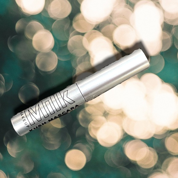 MILK MAKEUP KUSH MASCARA *SEALED/NEW* 3 mL black lush amazing lashes that go on! - Picture 1 of 3